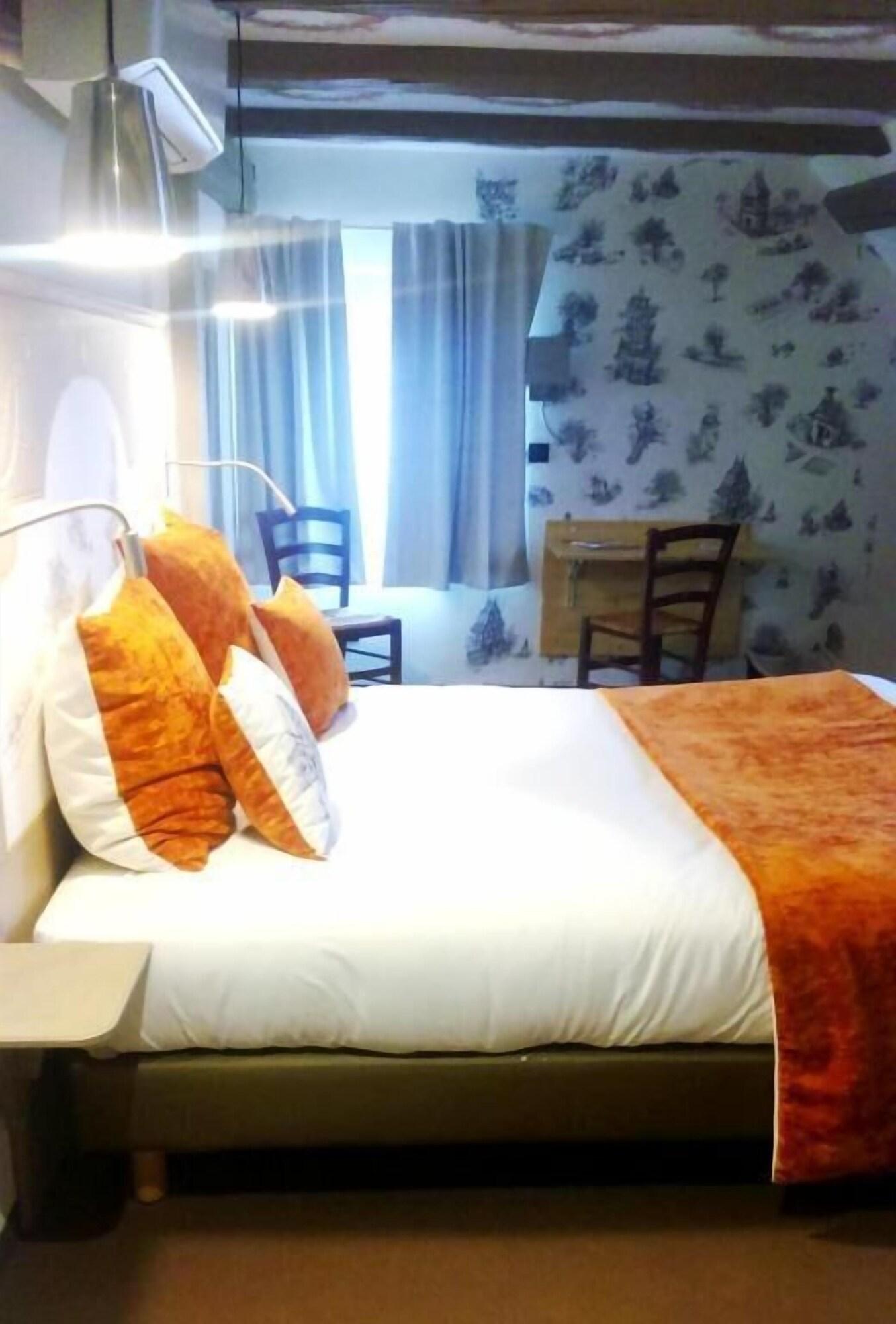 The Originals Boutique, Hotel La Ferme Du Pape, Эгишем Экстерьер фото