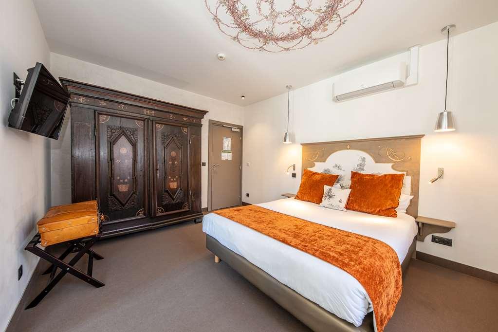 The Originals Boutique, Hotel La Ferme Du Pape, Эгишем Номер фото