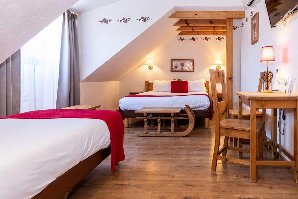 The Originals Boutique, Hotel La Ferme Du Pape, Эгишем Номер фото