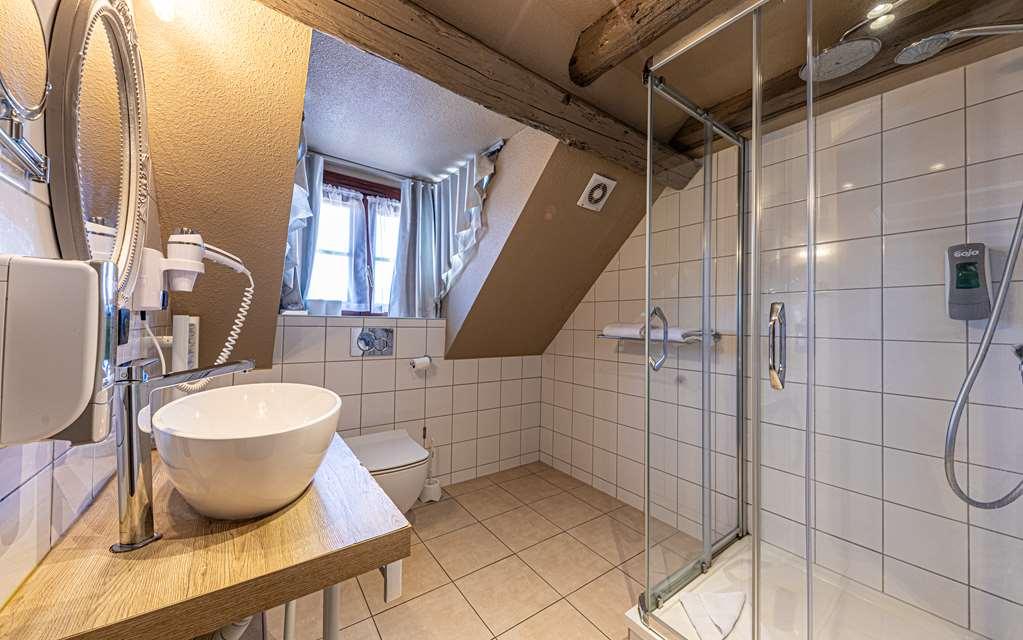The Originals Boutique, Hotel La Ferme Du Pape, Эгишем Номер фото