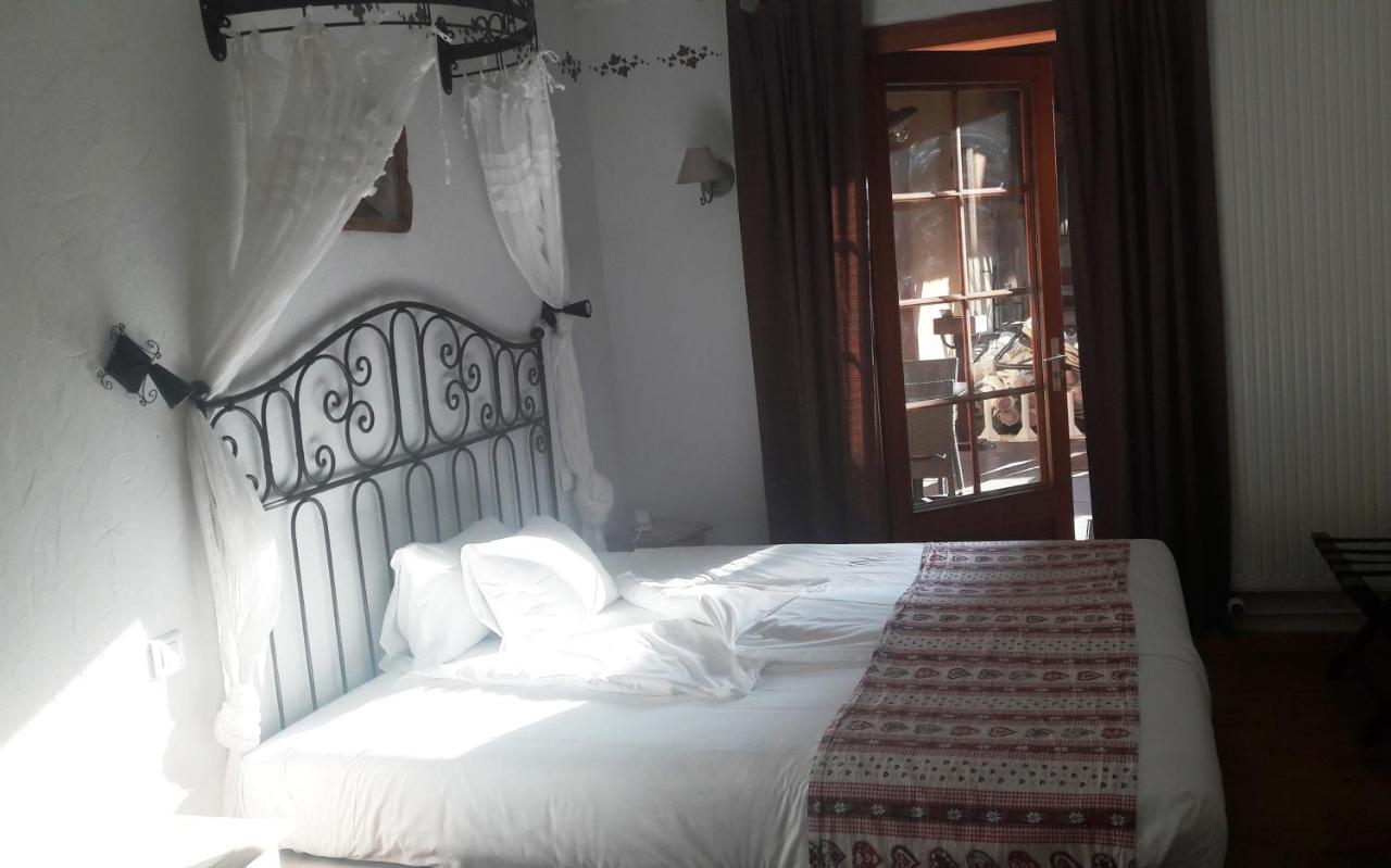The Originals Boutique, Hotel La Ferme Du Pape, Эгишем Экстерьер фото
