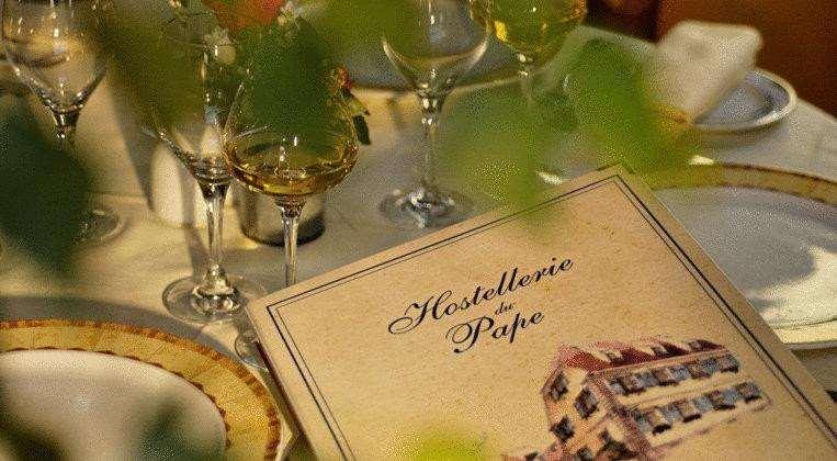 The Originals Boutique, Hotel La Ferme Du Pape, Эгишем Ресторан фото
